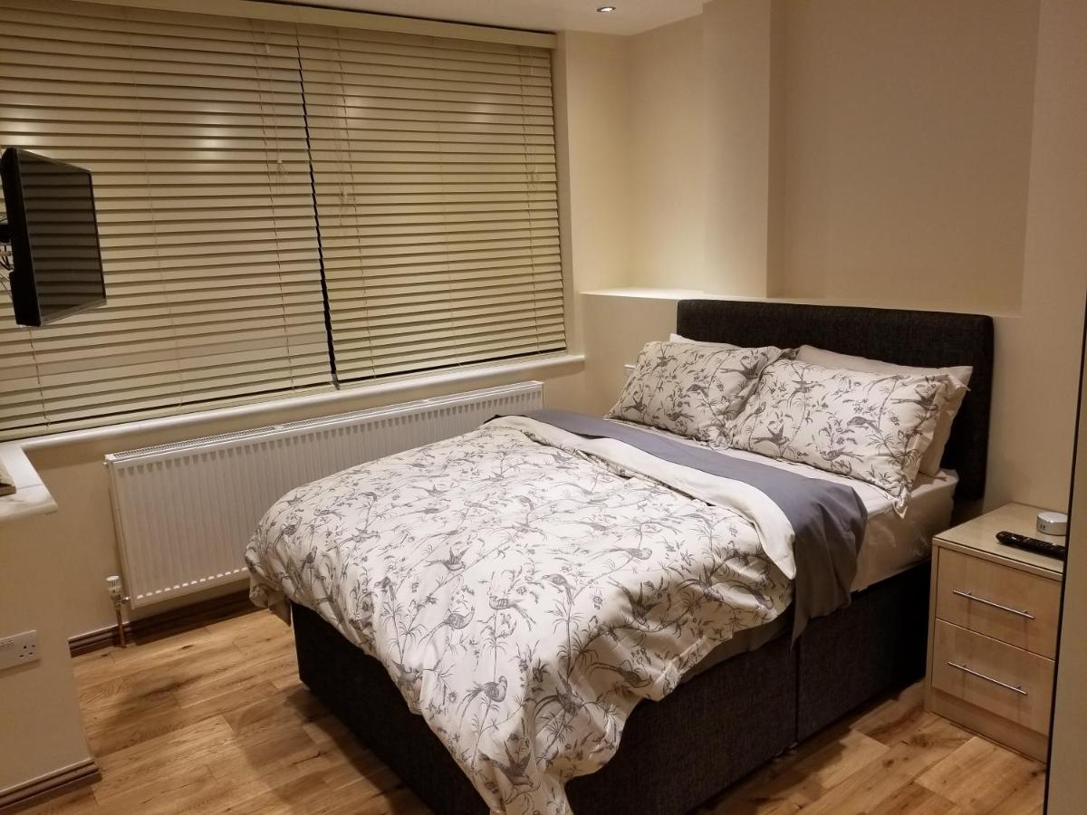 London Luxury Apartments 5 Min Walk From Ilford Station, With Free Parking Free Wifi Dış mekan fotoğraf