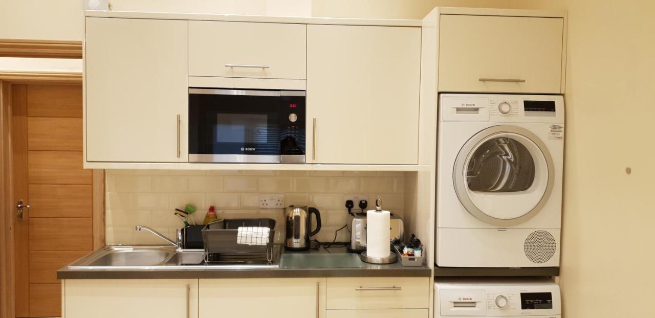 London Luxury Apartments 5 Min Walk From Ilford Station, With Free Parking Free Wifi Dış mekan fotoğraf
