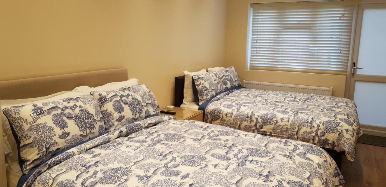 London Luxury Apartments 5 Min Walk From Ilford Station, With Free Parking Free Wifi Dış mekan fotoğraf