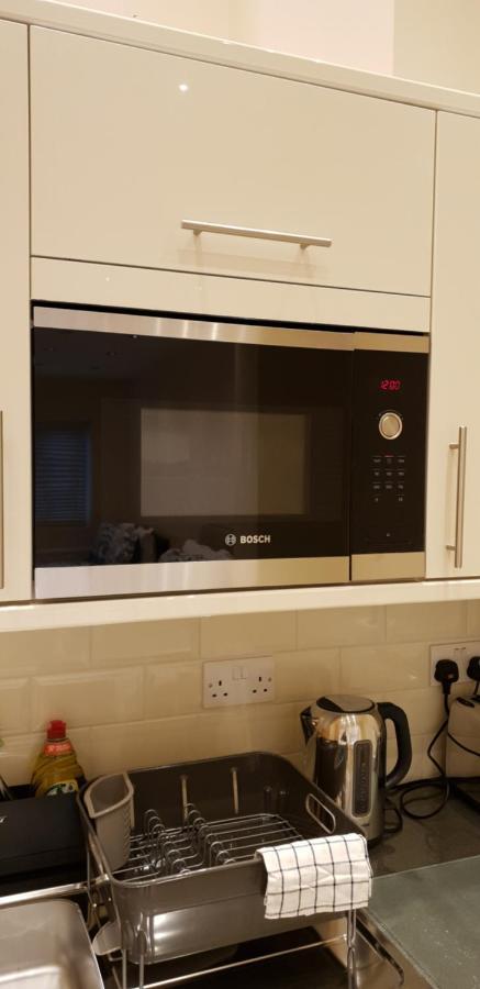 London Luxury Apartments 5 Min Walk From Ilford Station, With Free Parking Free Wifi Dış mekan fotoğraf