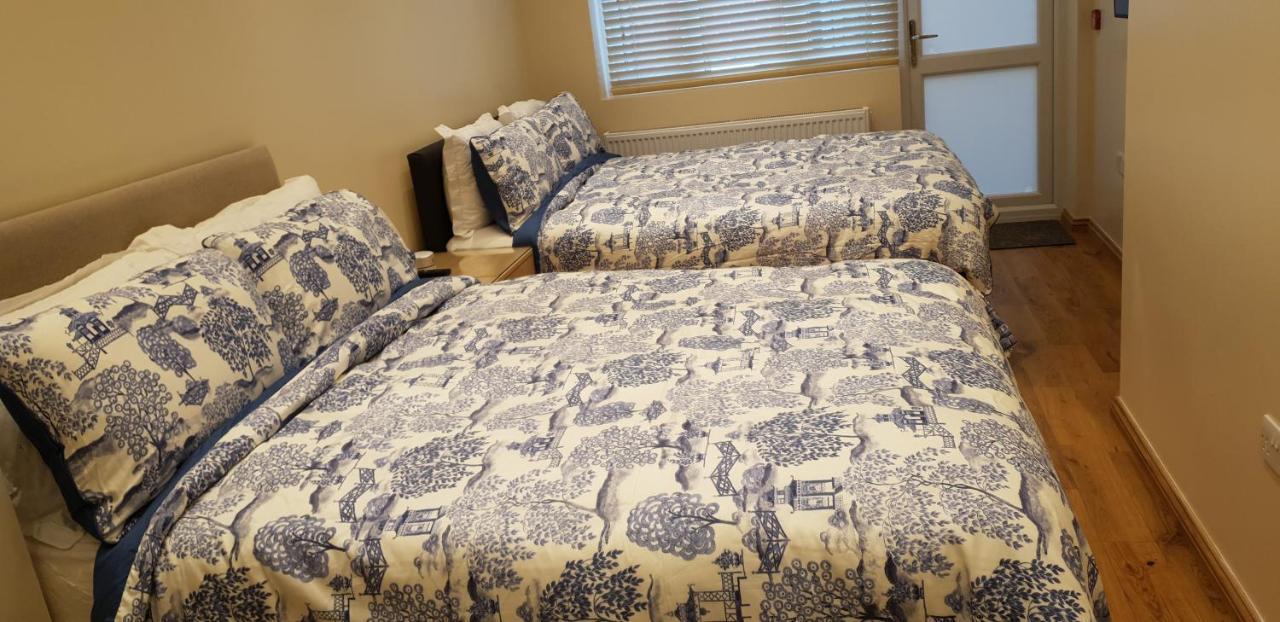 London Luxury Apartments 5 Min Walk From Ilford Station, With Free Parking Free Wifi Dış mekan fotoğraf