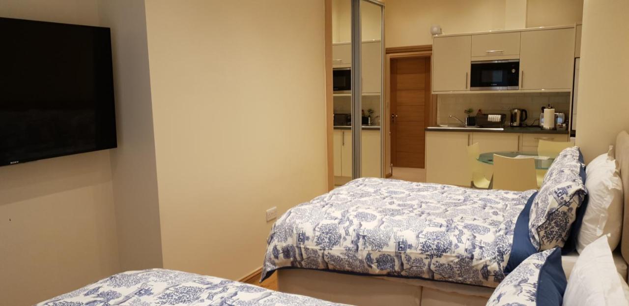 London Luxury Apartments 5 Min Walk From Ilford Station, With Free Parking Free Wifi Dış mekan fotoğraf