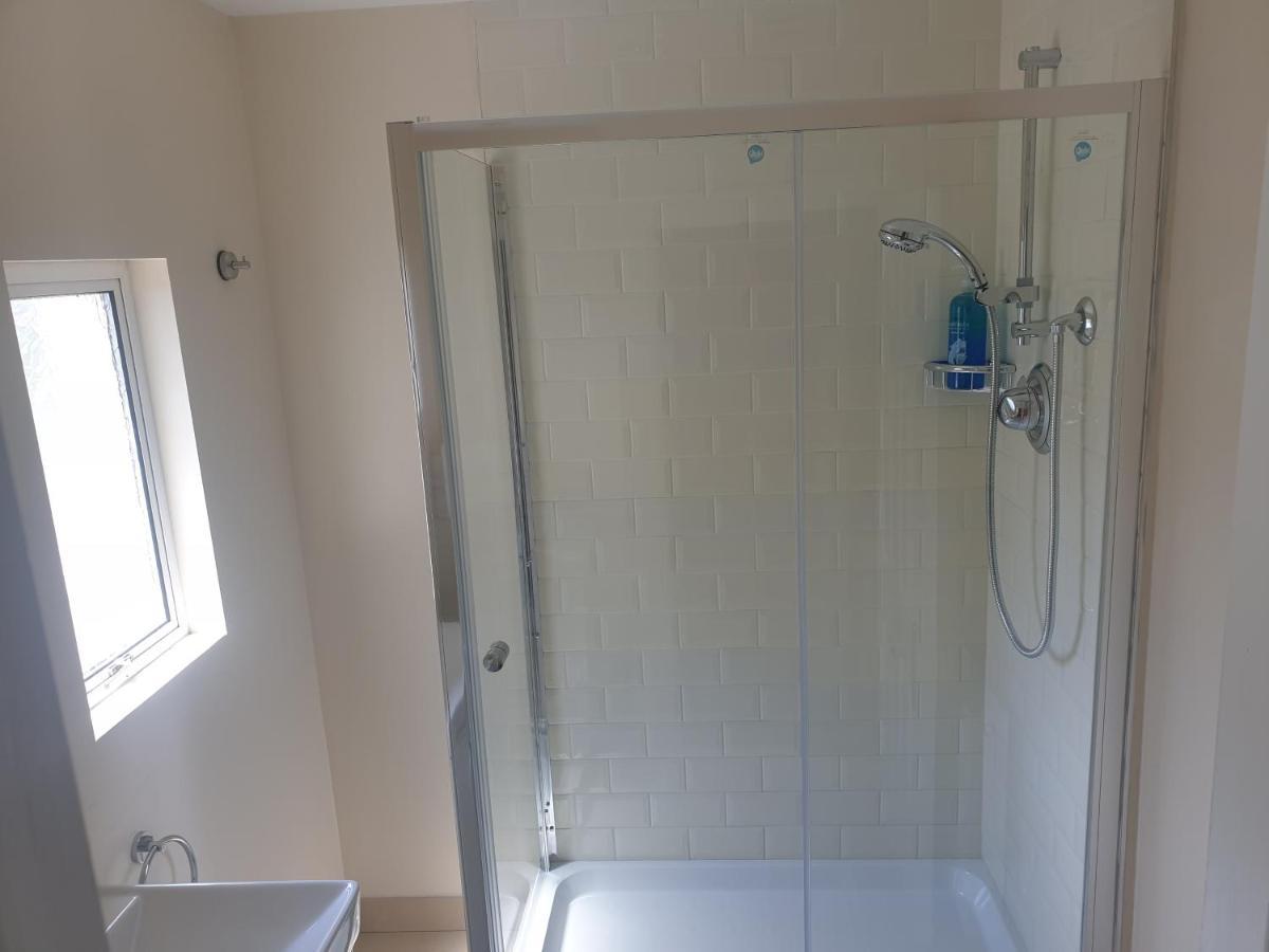 London Luxury Apartments 5 Min Walk From Ilford Station, With Free Parking Free Wifi Dış mekan fotoğraf