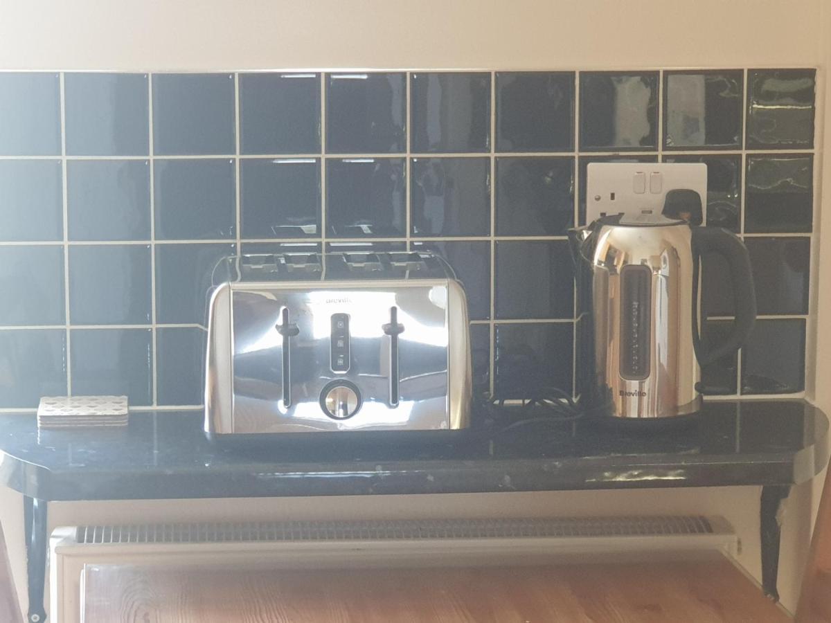 London Luxury Apartments 5 Min Walk From Ilford Station, With Free Parking Free Wifi Dış mekan fotoğraf