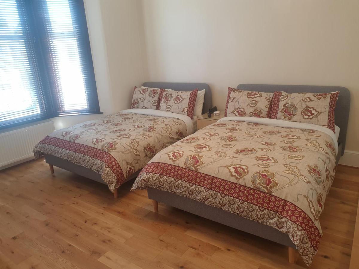 London Luxury Apartments 5 Min Walk From Ilford Station, With Free Parking Free Wifi Dış mekan fotoğraf